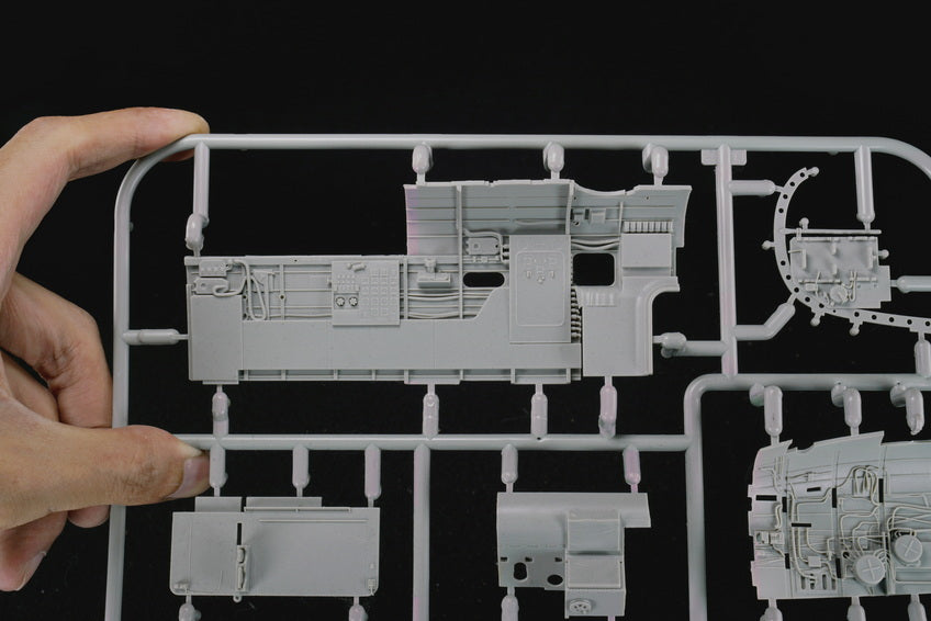 Border Model 1/32 Lancaster B.MKIII Dambuster Plastic Model Kit Border Model