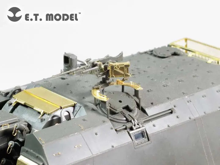 E.T. Model 1:35 German Panzerhaubitze 2000 Self-Propelled Howitzer Detail Set E.T. Model