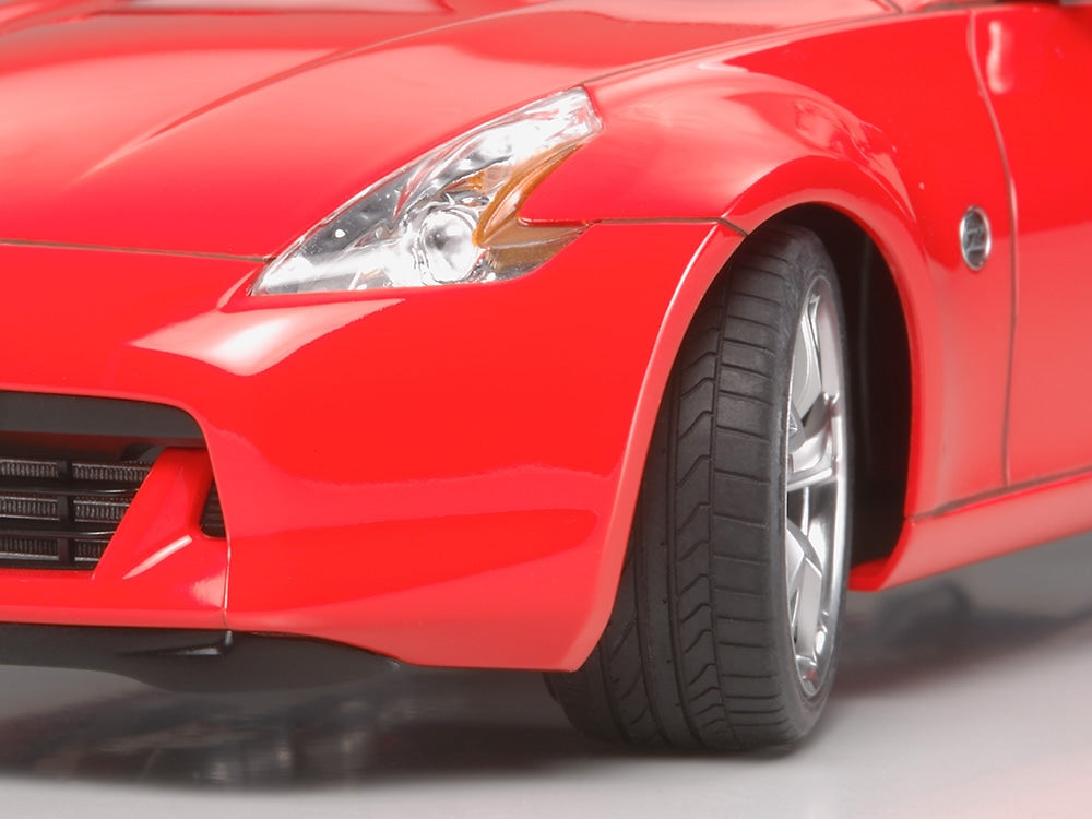 Tamiya 1:24 Nissan 370Z Plastic Model Kit Tamiya