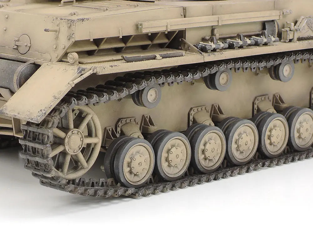 Tamiya 1/35 GERMAN TANK PANZERKAMPFWAGEN IV Ausf.F & MOTORCYCLE SET "NORTH AFRICA" Tamiya