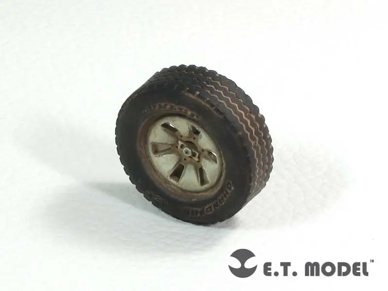E.T. Model 1:35 Technical Pick up Truck Weighted Road Wheels E.T. Model