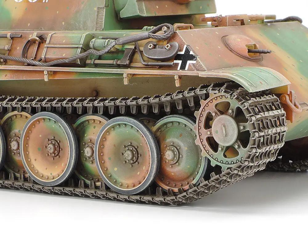Tamiya 1:35 GERMAN PANTHER TYPE G LATE VERSION Plastic Model kit