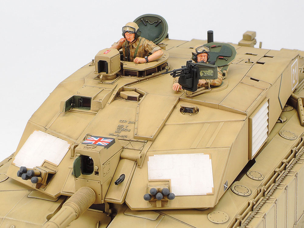 Tamiya 1:35 British Main Battle Tank Challenger 2 (Desertised) Plastic Model Kit Tamiya