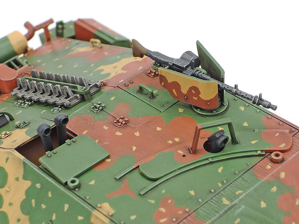 Tamiya 1:35 Derman Tank Destroyer Hetzer Mid Production Plastic Model Kit Tamiya