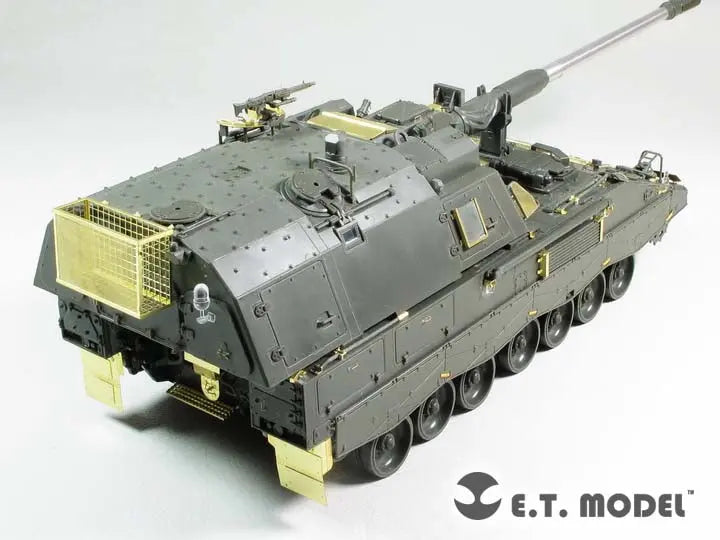 E.T. Model 1:35 German Panzerhaubitze 2000 Self-Propelled Howitzer Detail Set E.T. Model