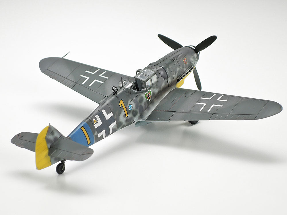 Tamiya 1:72 Messerschmitt Bf109 G-6 plastic Model Kit Tamiya