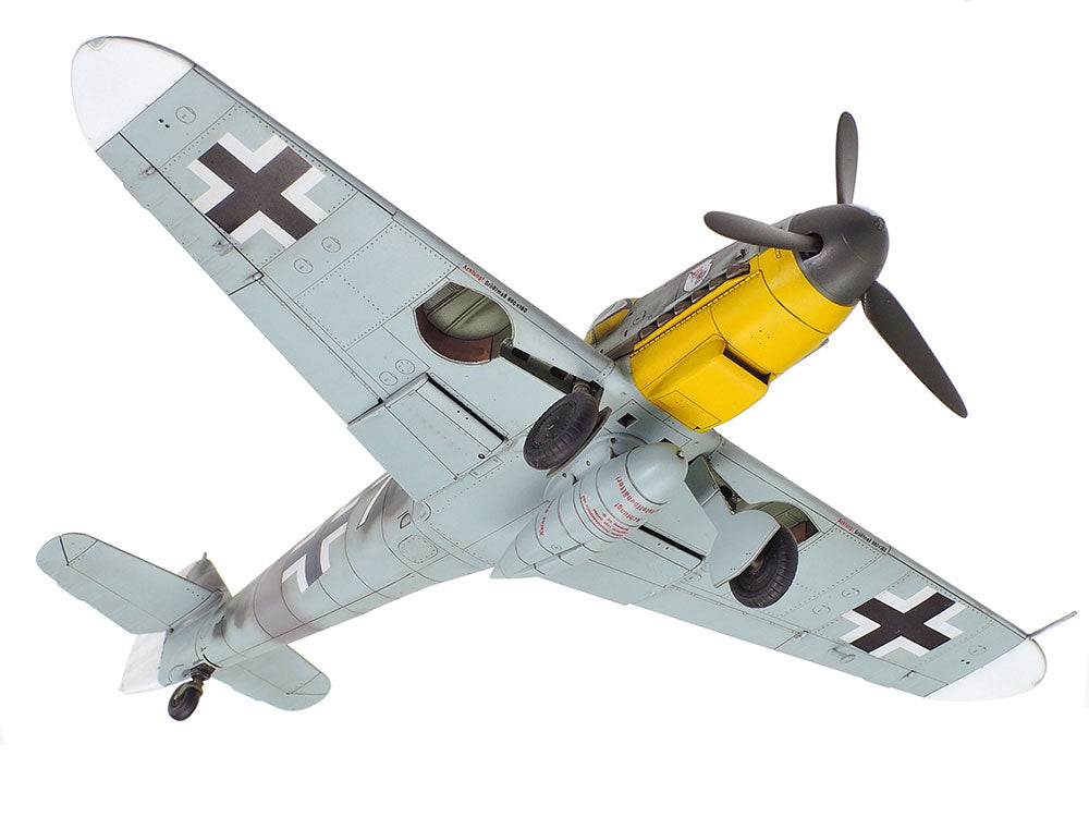 Tamiya 1:72 Messerschmitt Bf109 G-6 plastic Model Kit Tamiya