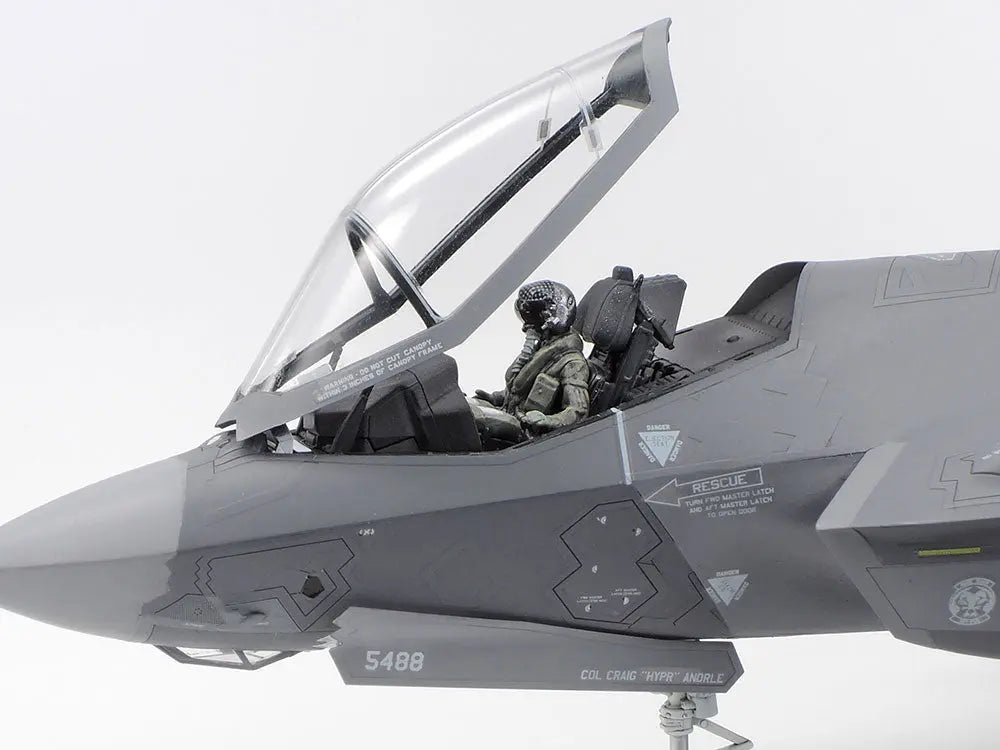 Tamiya 1:72 Lockheed Martin F-35A Lightning II Tamiya
