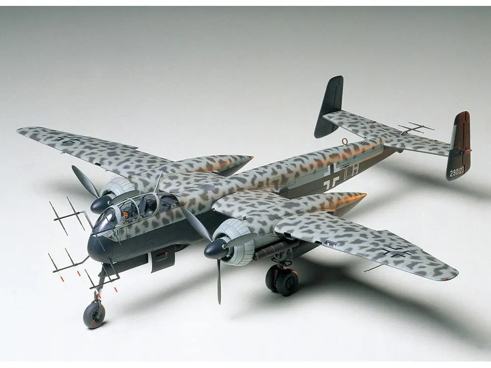Tamiya 1/48 Heinkel He 219 A7 UHU Tamiya