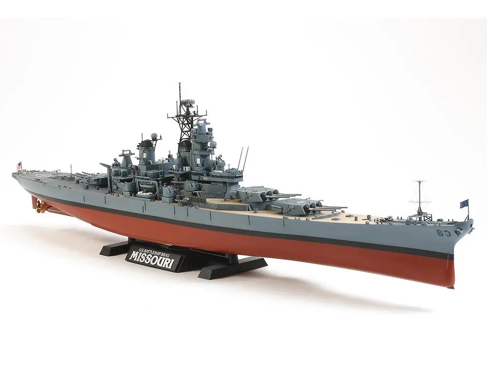 Tamiya 1:350 U.S. BATTLESHIP BB-63 MISSOURI (CIRCA 1991) Plastic Model Kit