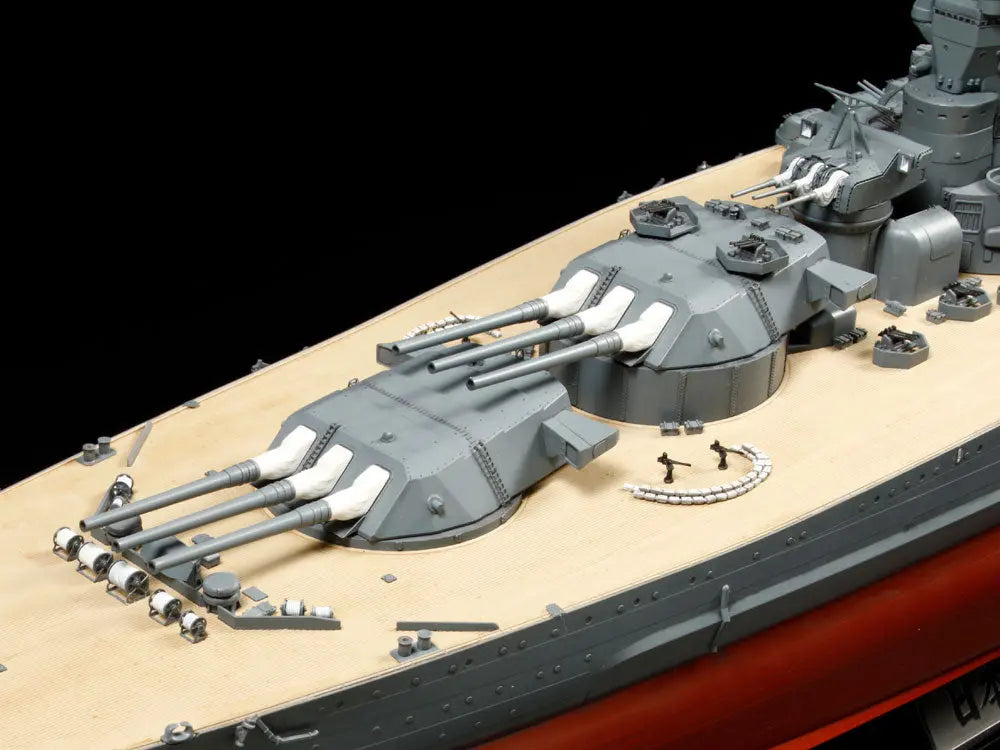 Tamiya 1/350 Japanese Battleship Yamato Premium edition Tamiya
