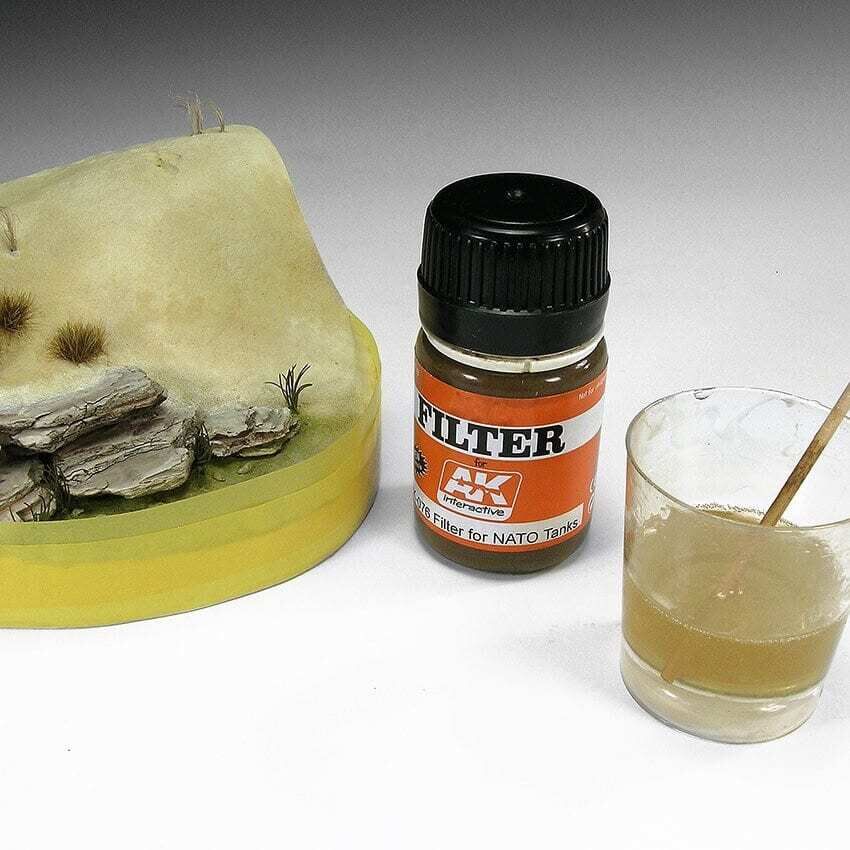 AK Interactive Dioramas: Resin Water 2-Components Epoxy Resin - 375ml AK Interactive