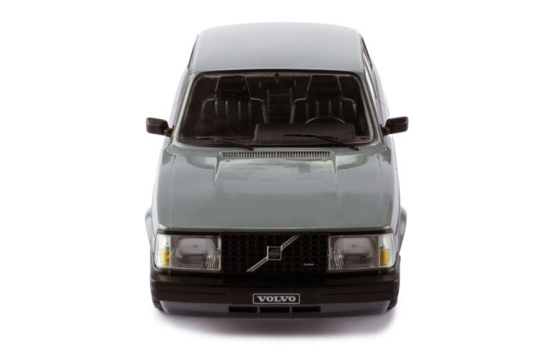 IXO Models 1/18 VOLVO 240 TURBO "CUSTOM" 1986 - GREY