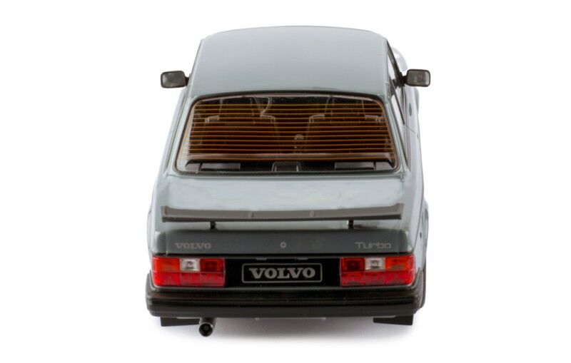 IXO Models 1/18 VOLVO 240 TURBO "CUSTOM" 1986 - GREY