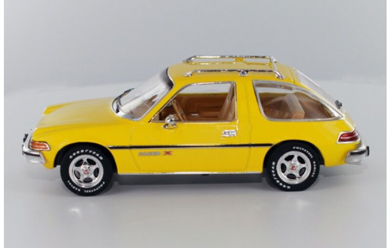 IXO Models 1/43 AMC Pacer X - Yellow - 1975