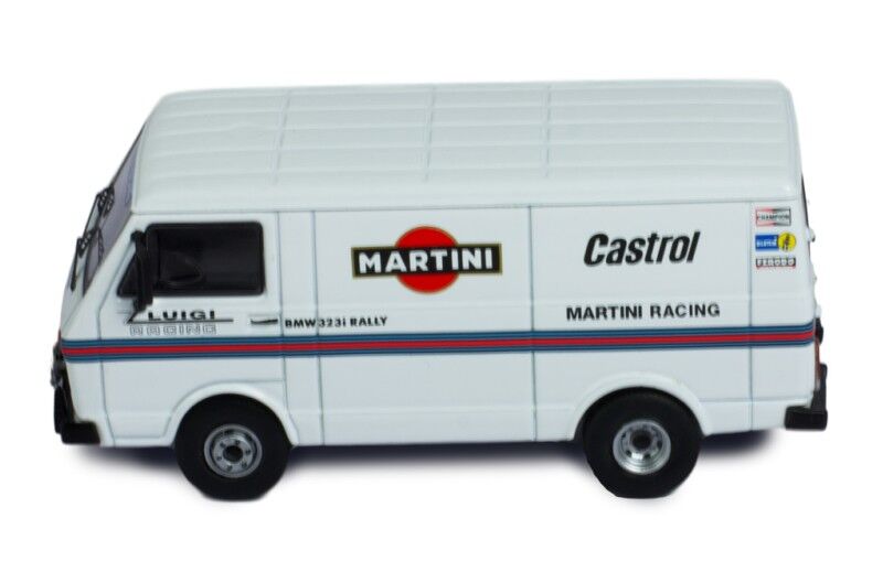 IXO Models 1/43 Volkswagen LT28 SWB - Rally Assistance Van