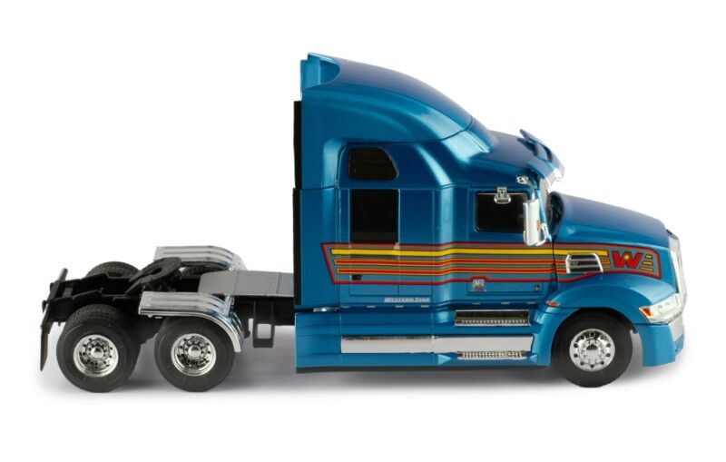 IXO Models 1/43 Western Star 5700 EX 2016 Light Metallic Blue