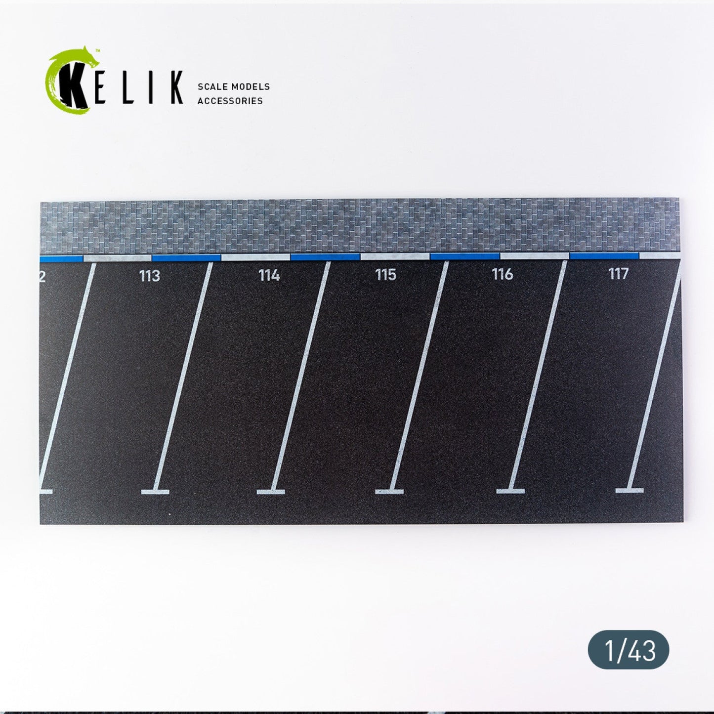 Kelik 1:43 Supermarket Parking type 2 Base - Acrylic 3 mm (180 x 357 mm) (210 g) Reskit