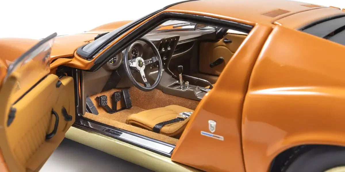 Kyosho 1/18 Lamborghini Miura P400 Orange/Gold (Int. Brown) Diecast Model Car Kyosho
