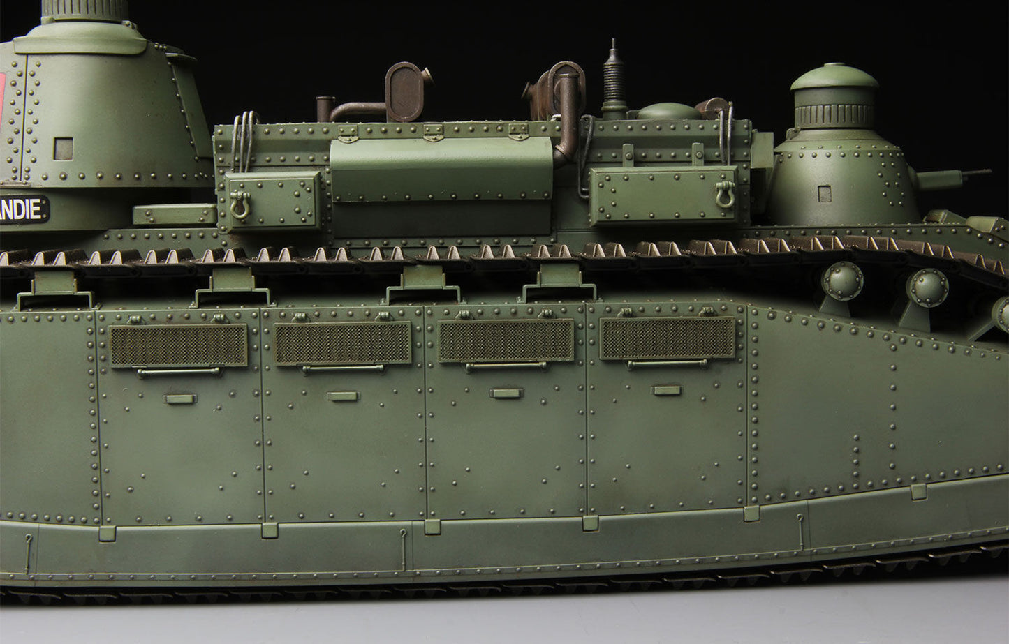 Meng 1/35 French Super Heavy Tank Char 2C Plastic Model Kit Meng