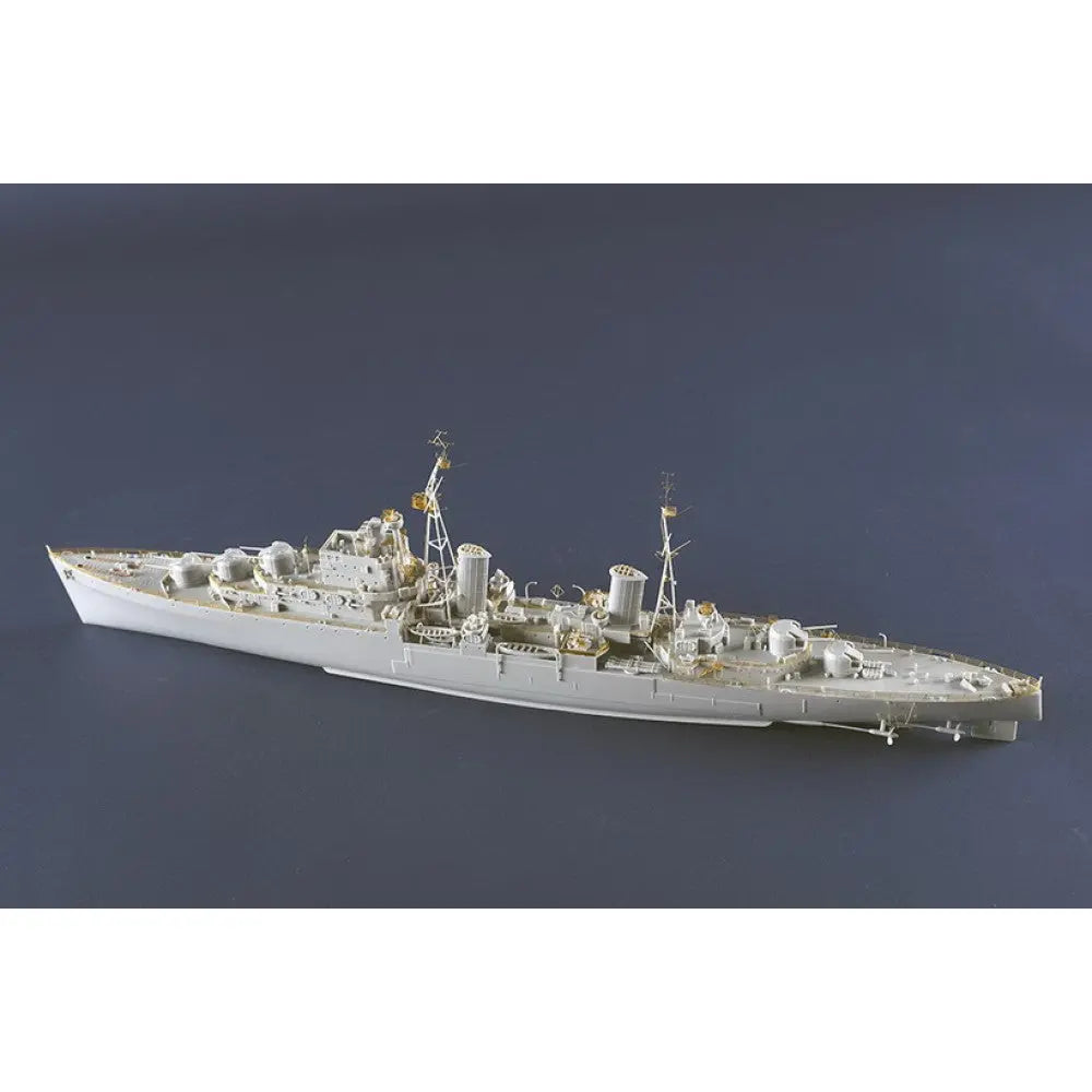 Trumpeter 1/350 HMS Argonaut Plastic Model Kit Trumpeter