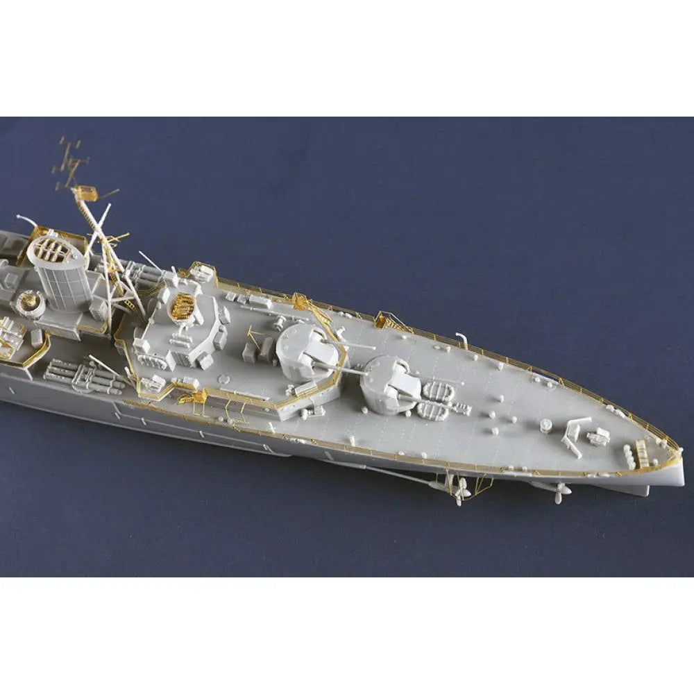 Trumpeter 1/350 HMS Argonaut Plastic Model Kit Trumpeter