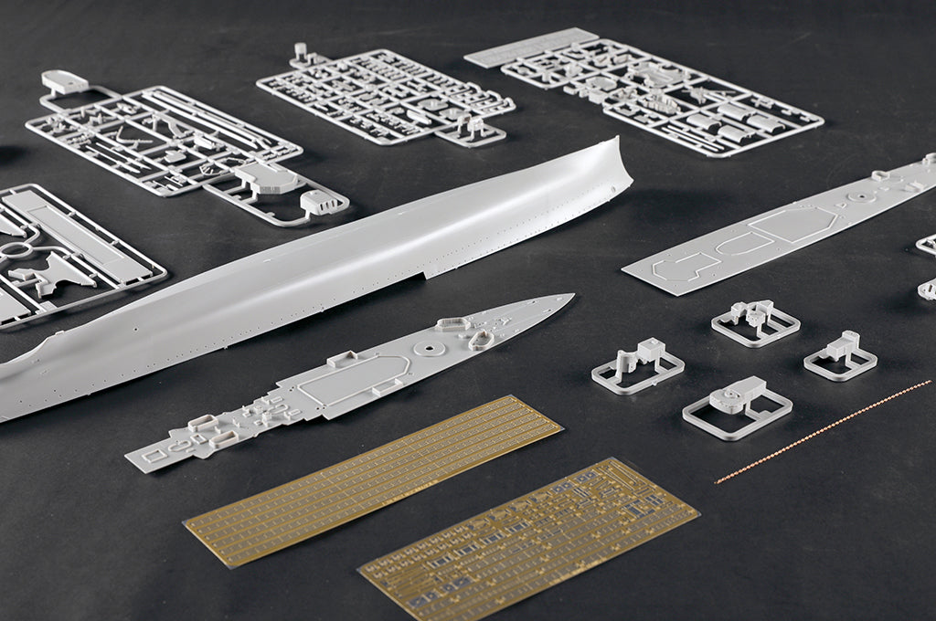 Trumpeter 1/350 French Light Cruiser Georges Leygues Plastic Model Kit