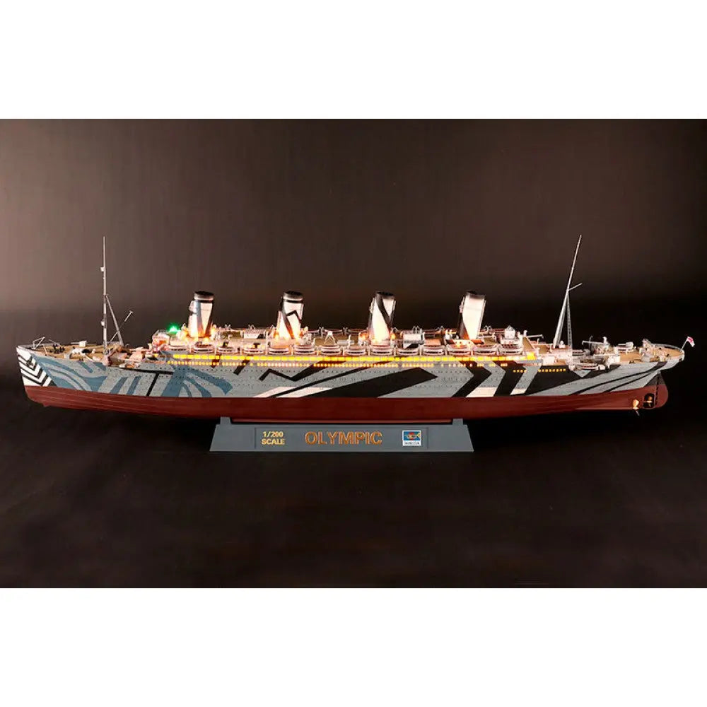 Trumpeter 1/200 Olympic & Britannic light sets Trumpeter