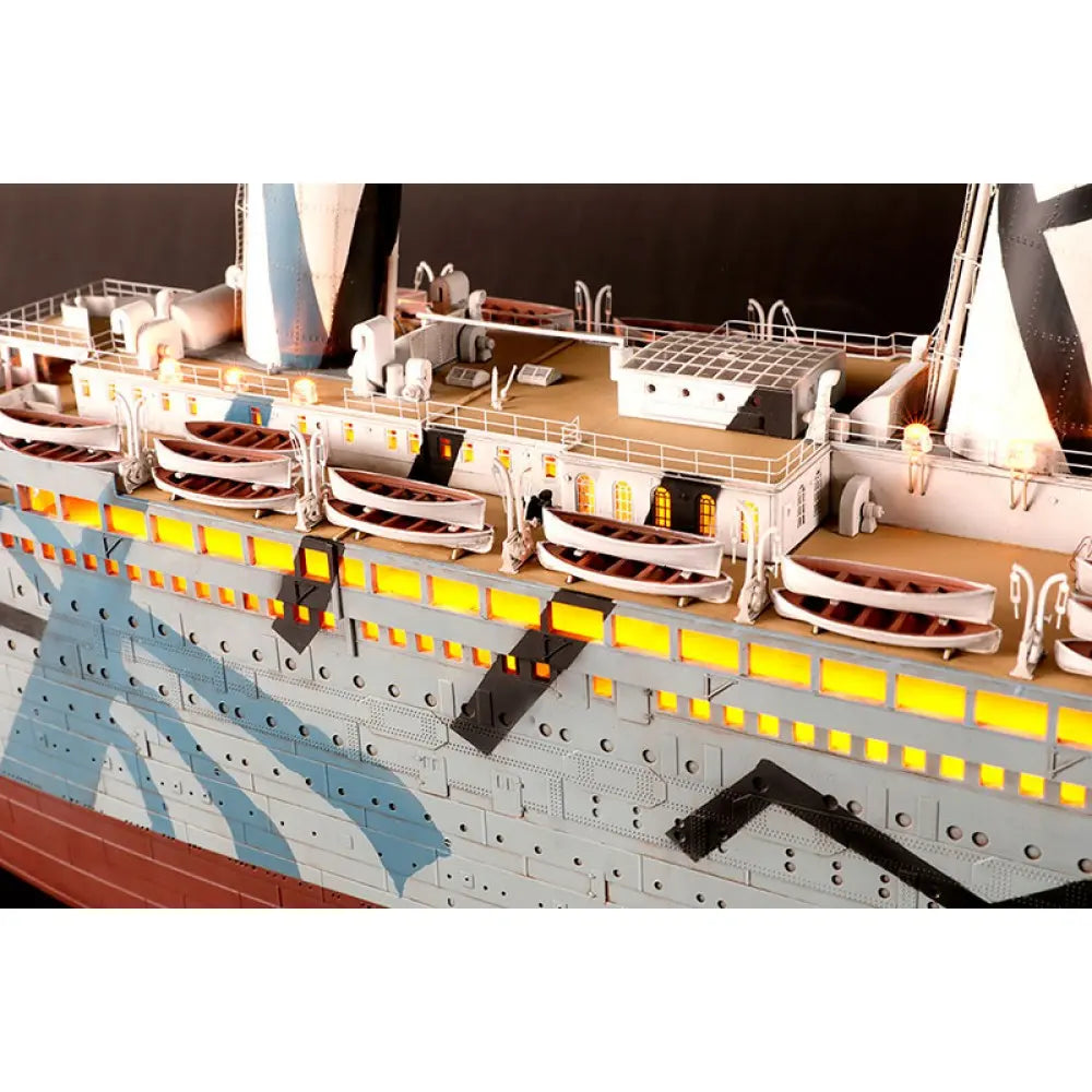 Trumpeter 1/200 Olympic & Britannic light sets Trumpeter