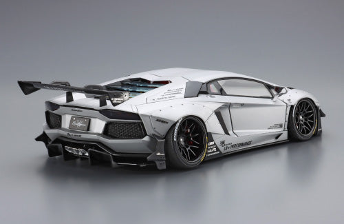 Aoshima 1:24 LB Works Lamborghini Aventador Limited Edition Ver.1
