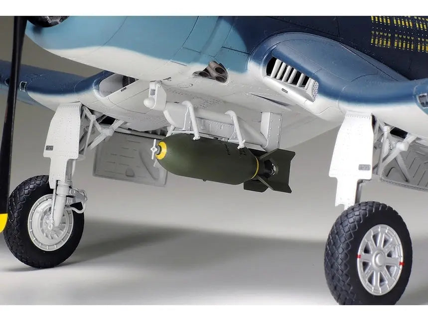 Tamiya 1:32 Vought F4U-1A Corsair Tamiya