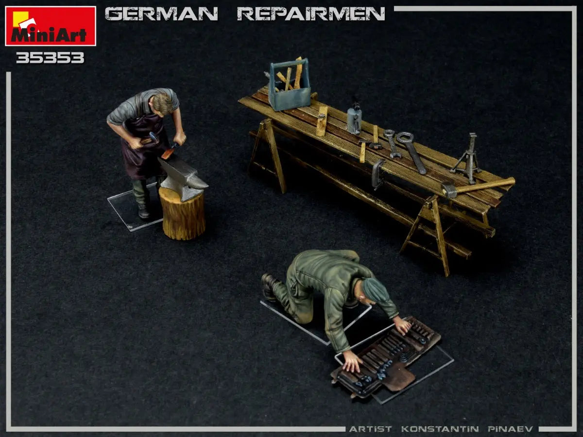 Miniart 1:35 German Repairmen Figure Set MiniArt