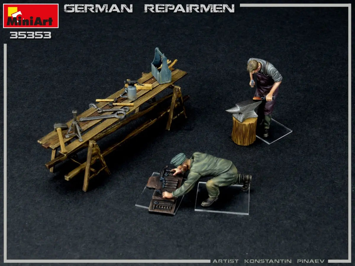 Miniart 1:35 German Repairmen Figure Set MiniArt