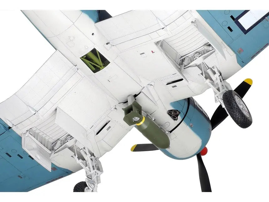 Tamiya 1:32 Vought F4U-1A Corsair Tamiya