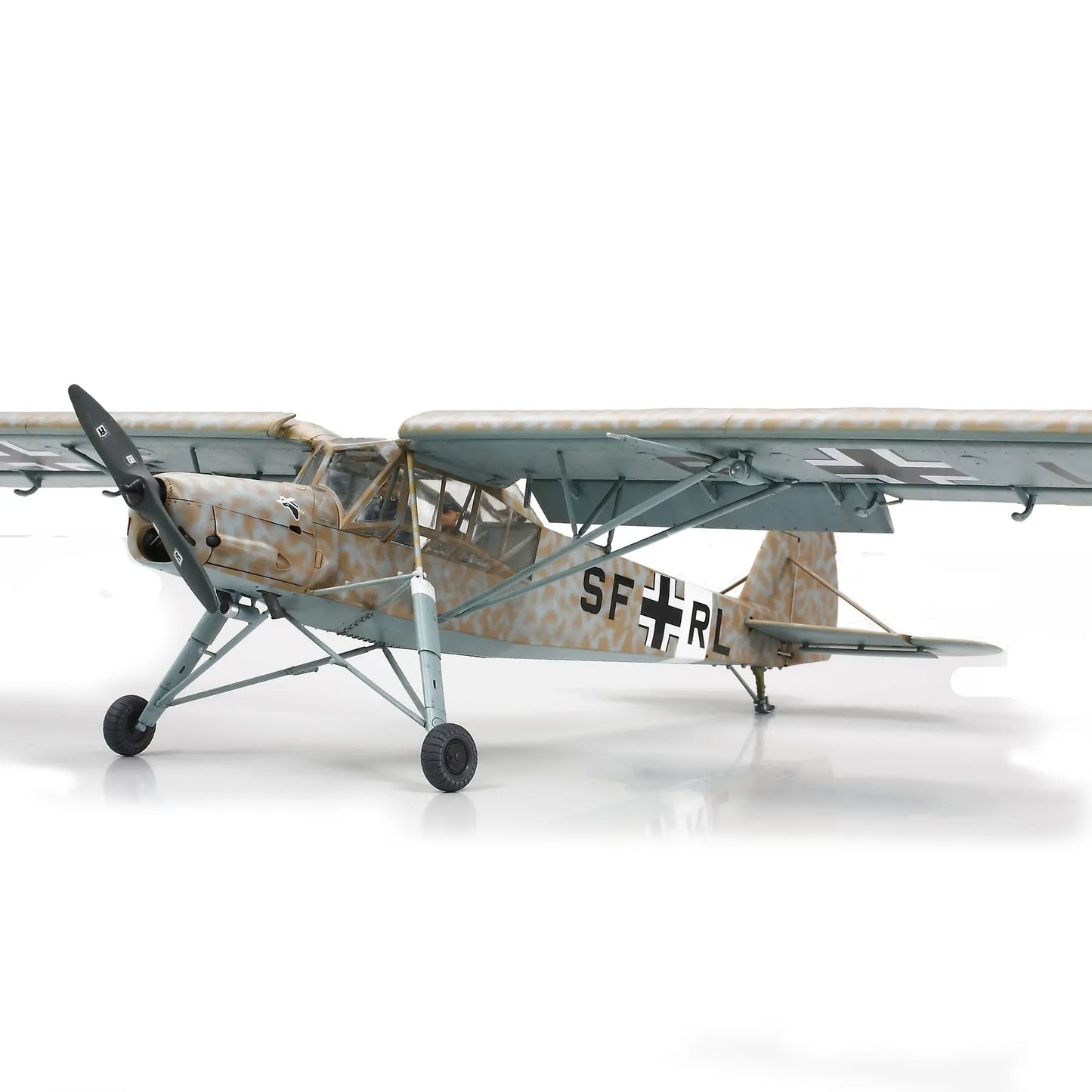 Tamiya 1:48 Fieseler Fi156C Storch Tamiya