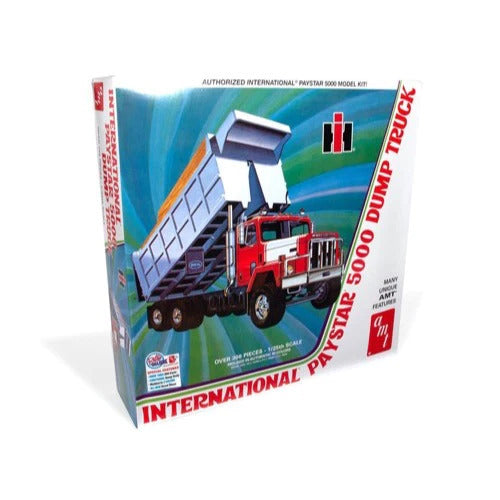 AMT 1/25 IH Paystar 5000 Dump Truck Plastic Model Kit