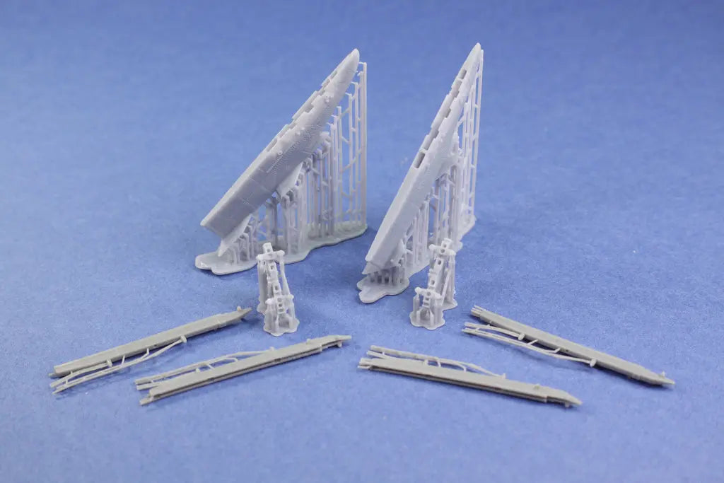 Phase Hanger Resin 1:48 F-4 Phantom Wing Pylons (USAF Style) including Flightline Resin LAU-105 Rails For Zoukei Mura Phase Hanger Resin