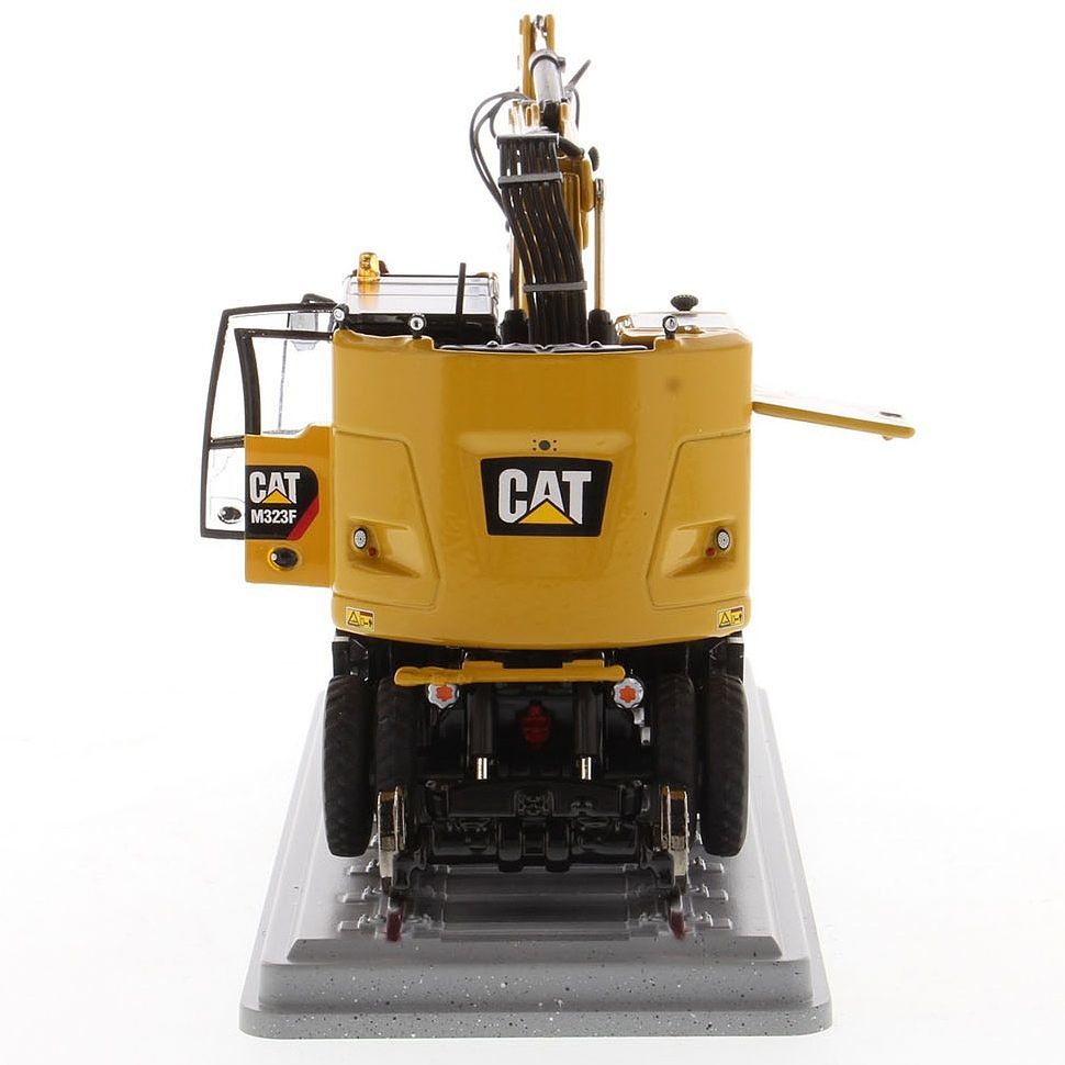 Diecast Masters 1:50 Highline Series CAT M323F Railroad Wheel Hydraulic Excavator