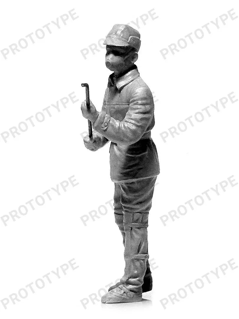 ICM 1:35 Chernobyl # 4 Decontamination Worker Set ICM