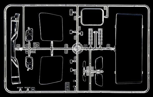 Italeri 1:24 Mercedes Benz Actros MP3 White Liner/Black Liner