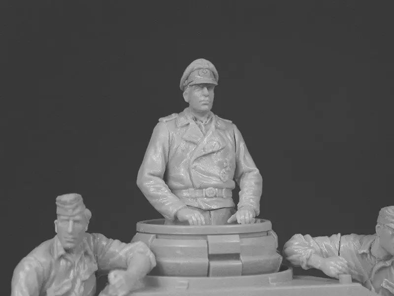 Miniart 1:35 German Tank Crew Special Edition Figure Set MiniArt
