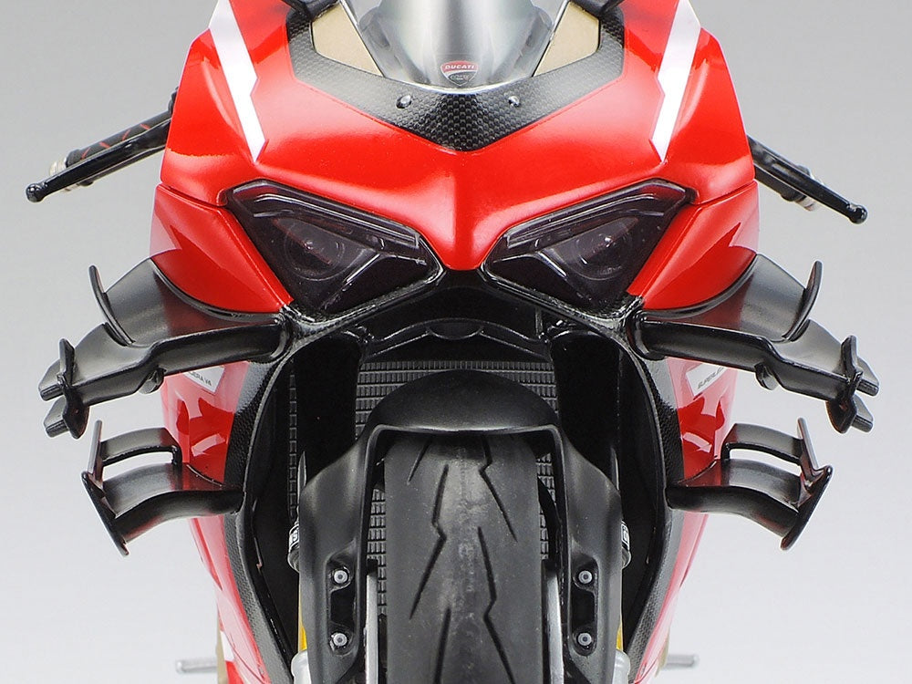 Tamiya 1/12 Ducati Superleggera V4