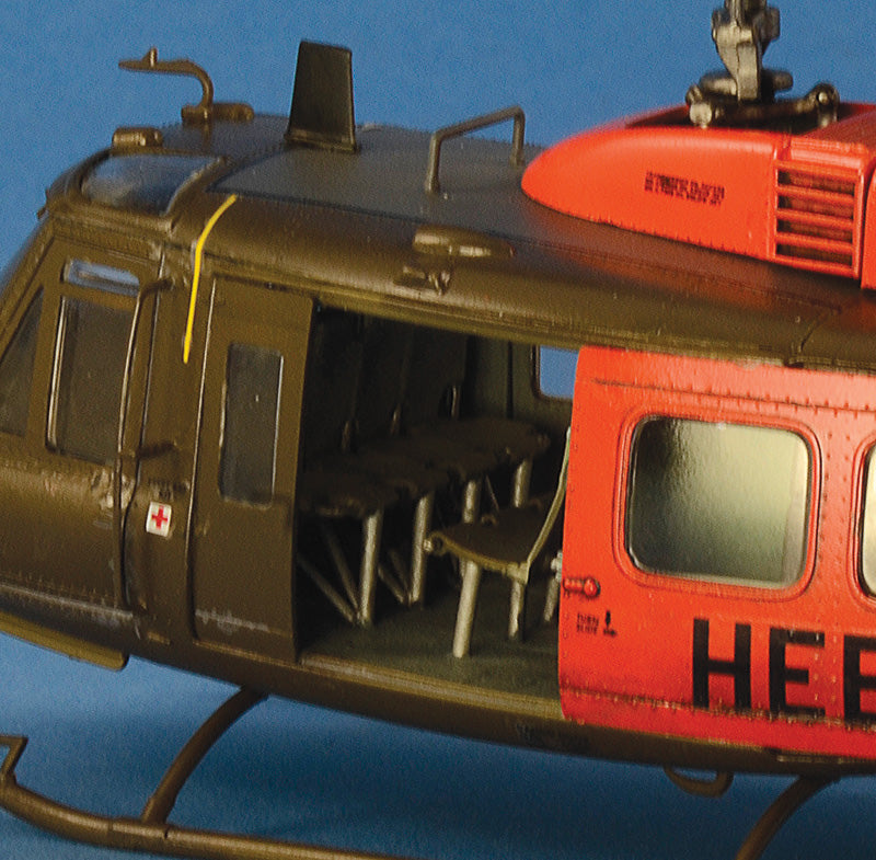 Italeri 1/48 UH - 1D Iroquois with RNZAF Decals Plastic Model Kit Italeri