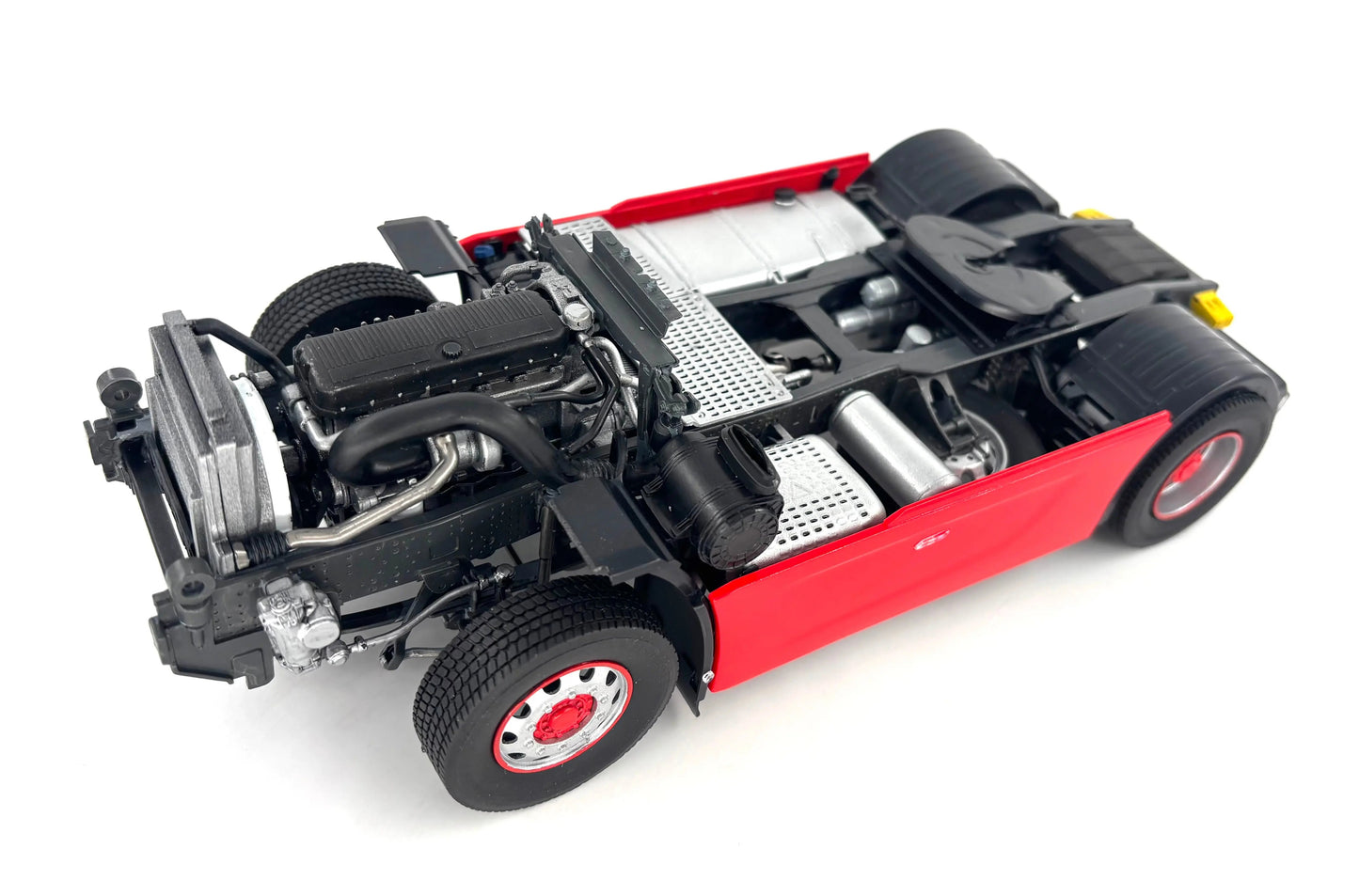 Italeri 1/24 Iveco S-Way Plastic Model Kit