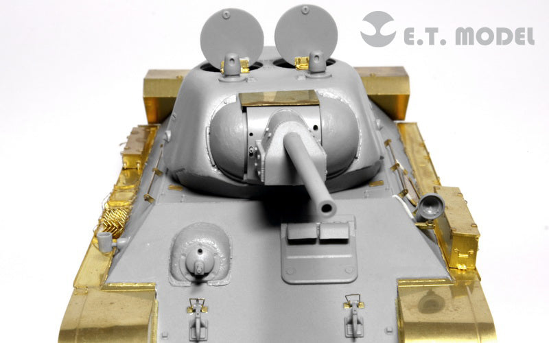 E.T. Model 1/35 WWII Soviet T-34/76 Mod.1942 Stamped Turret