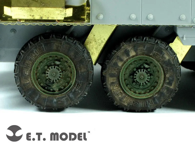 E.T. Model 1:35 US ARMY Stryker Armored Vehicle Weighted Road Wheels E.T. Model