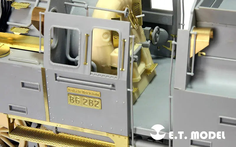 E.T. Model 1:35 Steam Locomotive BR86 DRG Super Detail Set E.T. Model