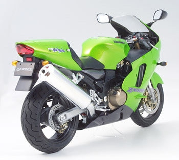 Tamiya 1/12 Kawasaki Ninja ZX-12R Plastic Model Kit Tamiya