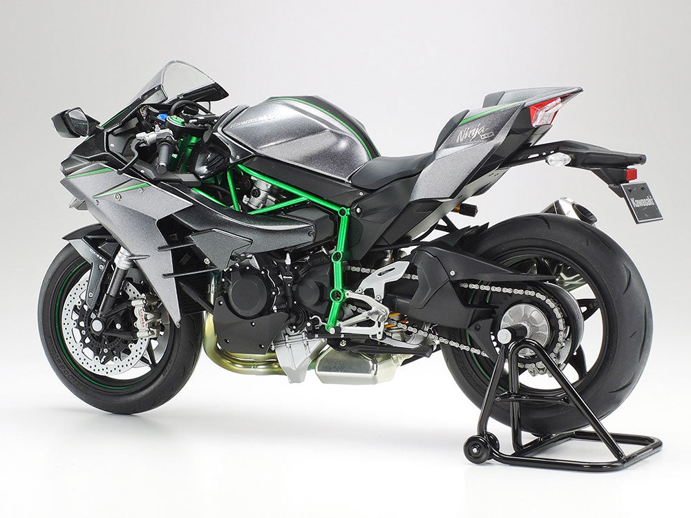 Tamiya 1/12 Kawasaki Ninja H2 Carbon Plastic Model Kit Tamiya