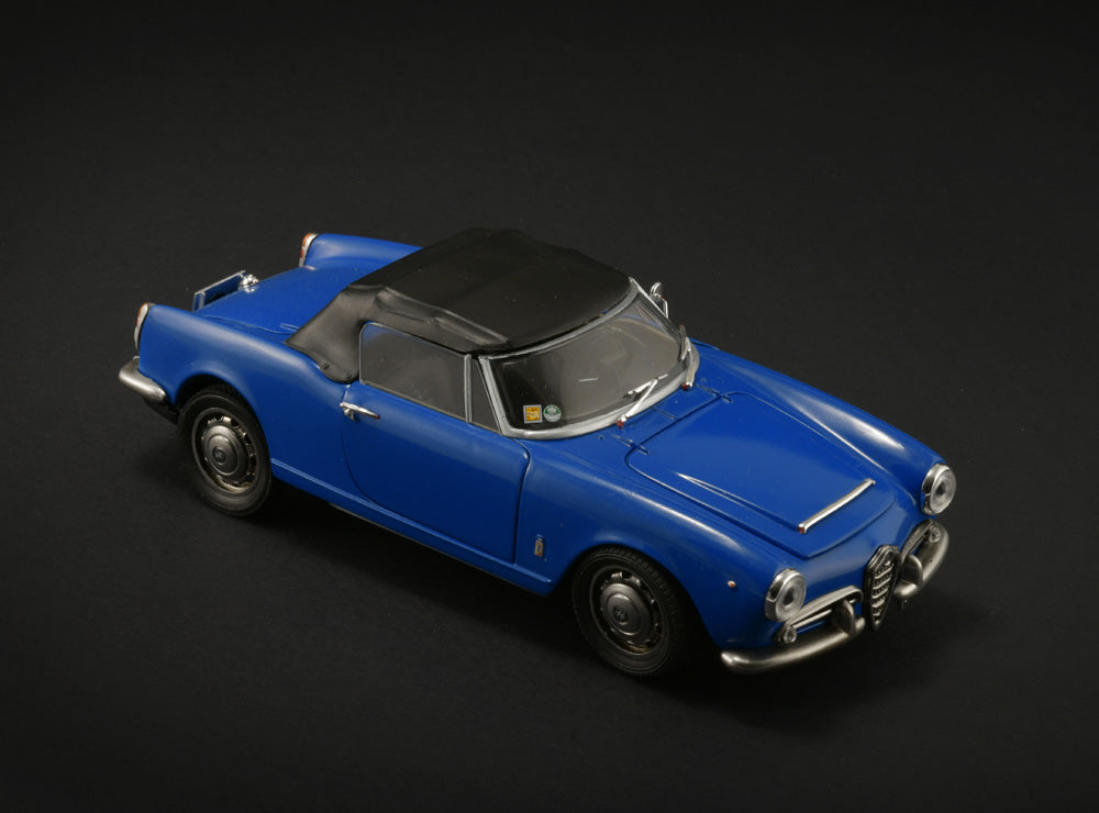 Italeri 1:24 Alfa Romeo Giulia 1600 Spider Plastic Model Kit Italeri